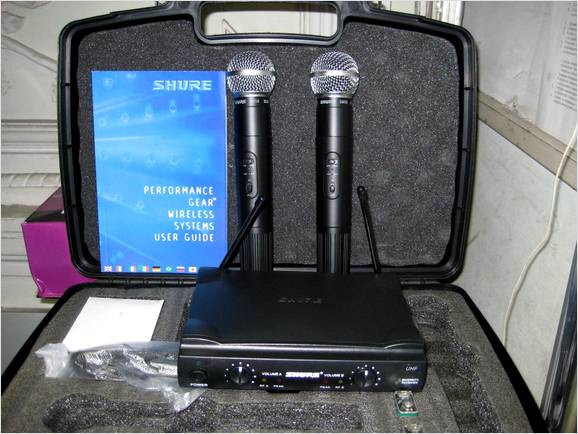 Профессиональный микрофон Vocal Artist SHURE SM58