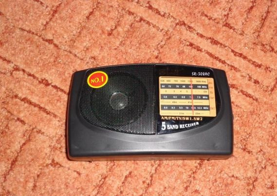 Маленький радиоприемник Star Radio SR-308